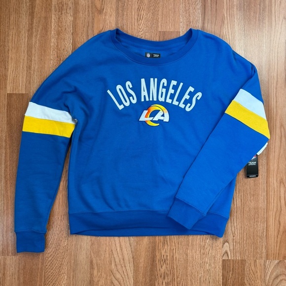 NFL LOS ANGELES RAMS Classic Women’s Crewneck Sweatshirt NWT - Picture 2 of 9